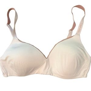 Calvin Klein Womens Microfiber‎ Wirefree Bra Size Small